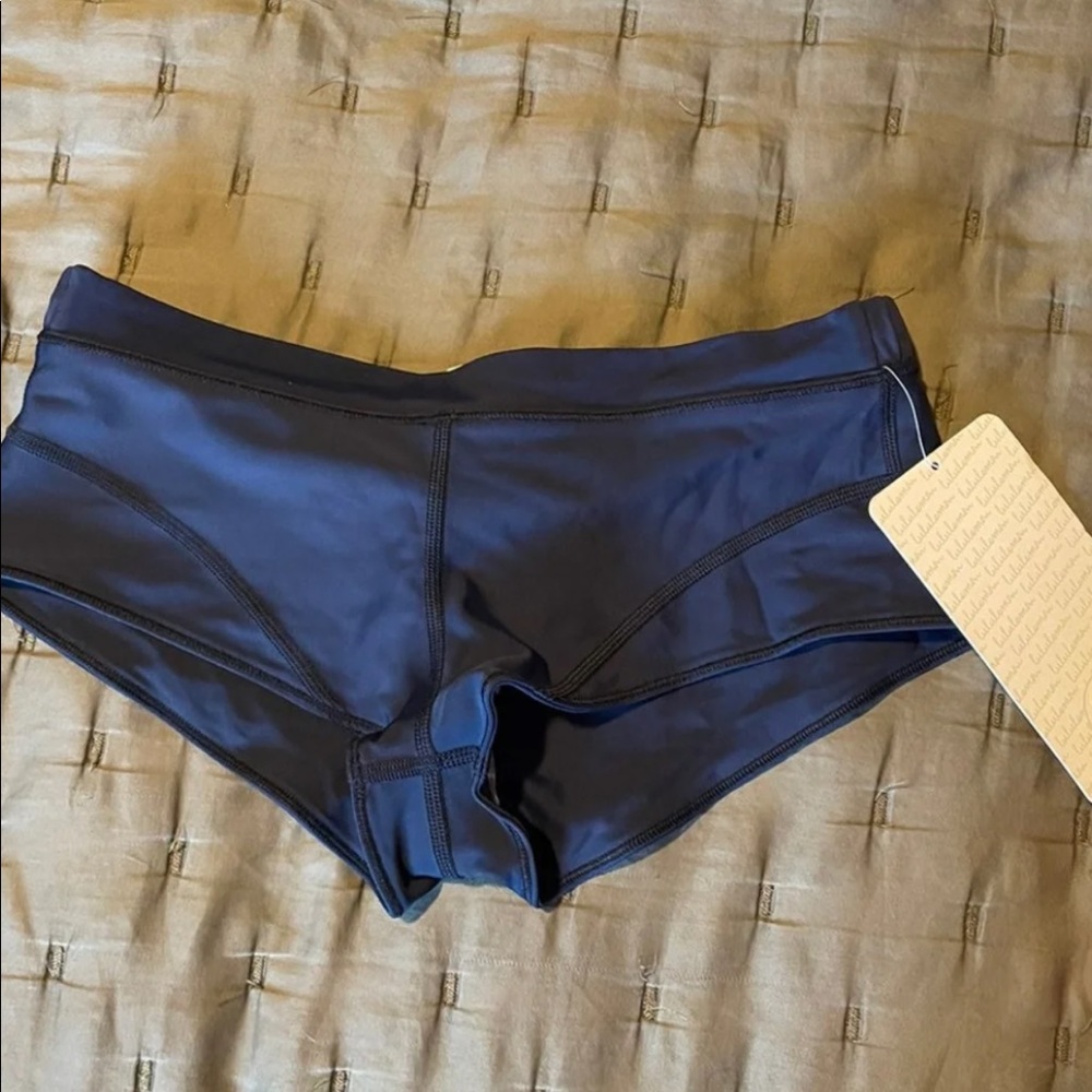 Lululemon swim shorts